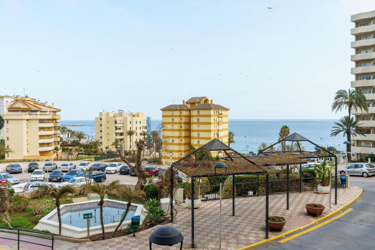 בנאלמדנה Seaview Beachfront Studio With Aqua Park & Balcony מראה חיצוני תמונה